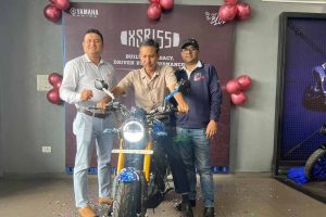 यामाहा एक्सएसआर १५५ को नयाँ ‘ब्लु’ भेरियन्ट धरानमा सार्वजनिक